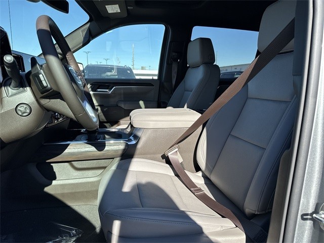 GMC Sierra 1500 Vehicle Full-screen Gallery Image 11