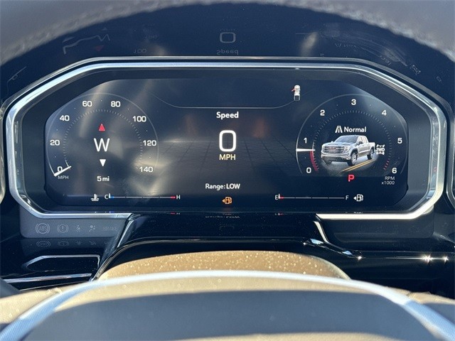 GMC Sierra 1500 Vehicle Full-screen Gallery Image 15