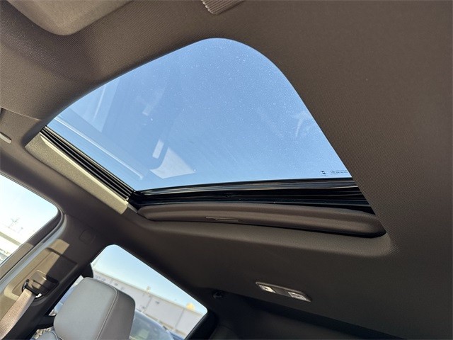 GMC Sierra 1500 Vehicle Full-screen Gallery Image 22