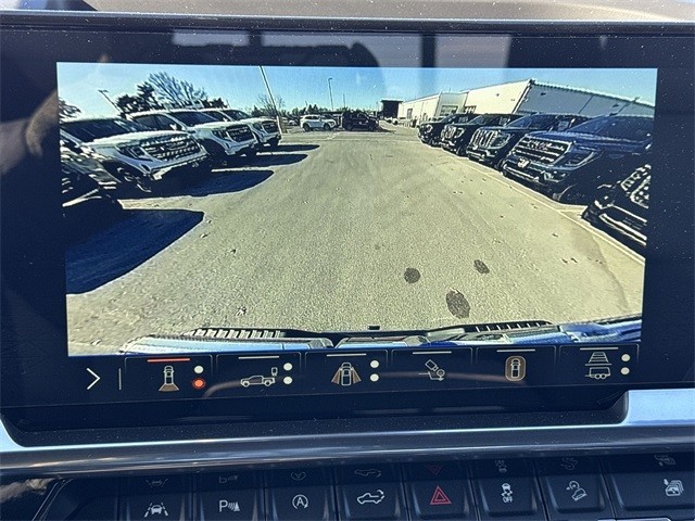 GMC Sierra 1500 Vehicle Full-screen Gallery Image 17