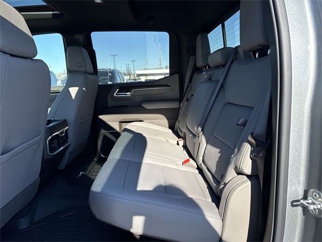 GMC Sierra 1500 Vehicle Full-screen Gallery Image 23