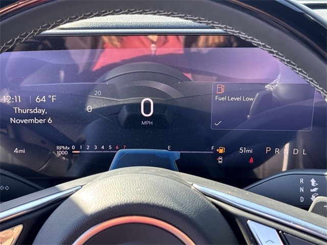 Buick Enclave Vehicle Full-screen Gallery Image 15