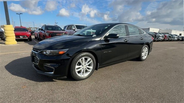 Chevrolet Malibu Vehicle Full-screen Gallery Image 04