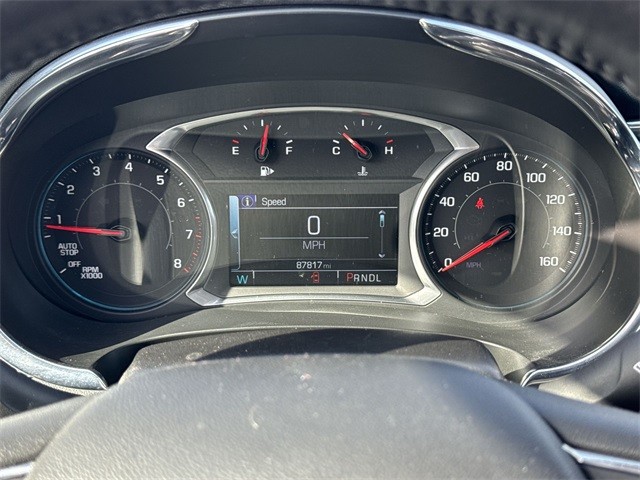 Chevrolet Malibu Vehicle Full-screen Gallery Image 12