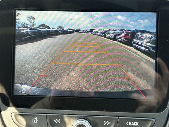 Chevrolet Malibu Vehicle Full-screen Gallery Image 14