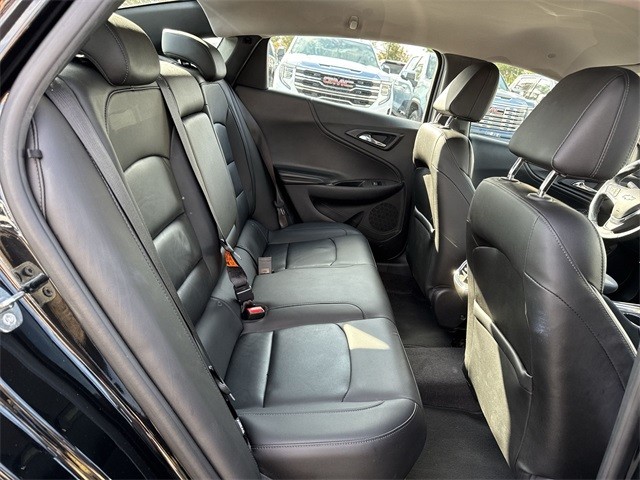 Chevrolet Malibu Vehicle Full-screen Gallery Image 26