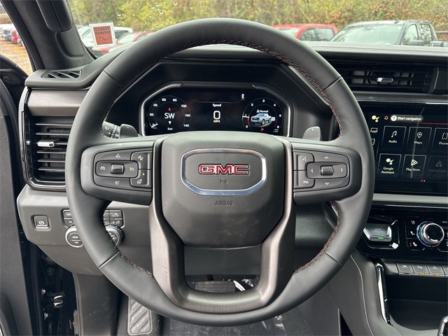 GMC Sierra 1500 Vehicle Full-screen Gallery Image 14