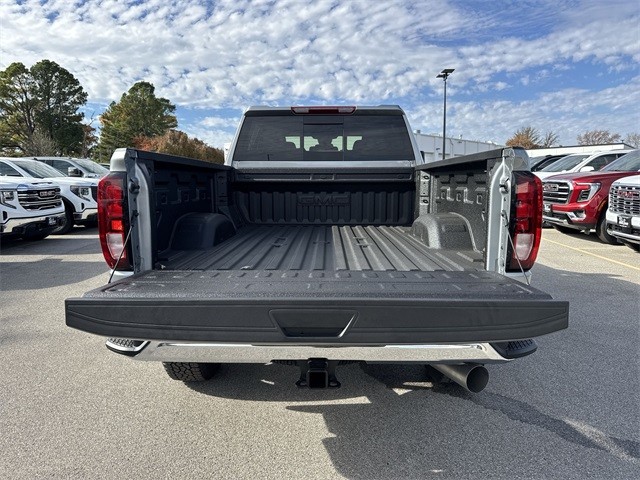 GMC Sierra 2500HD Vehicle Full-screen Gallery Image 23