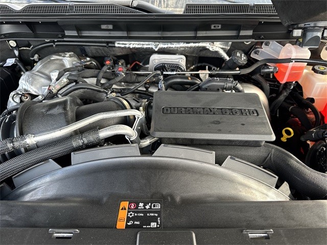 GMC Sierra 2500HD Vehicle Full-screen Gallery Image 25