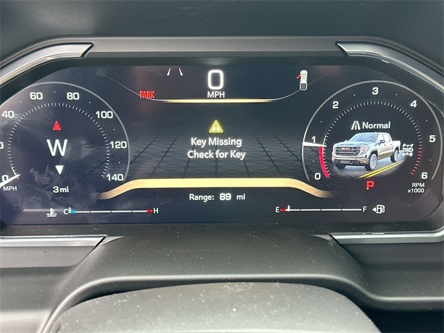 GMC Sierra 1500 Vehicle Full-screen Gallery Image 15