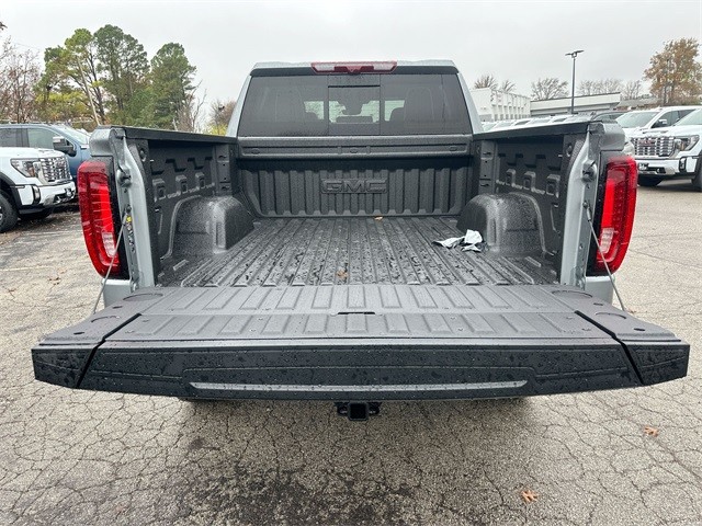 GMC Sierra 1500 Vehicle Full-screen Gallery Image 24