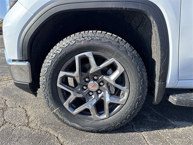 GMC Sierra 1500 Vehicle Full-screen Gallery Image 10