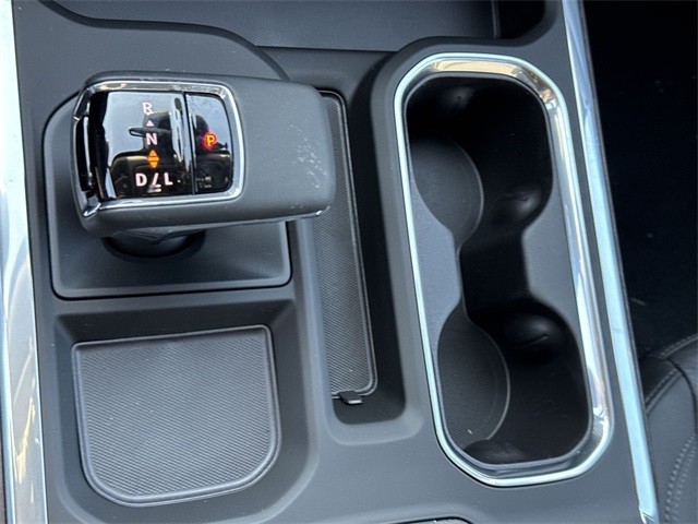 GMC Sierra 1500 Vehicle Full-screen Gallery Image 20