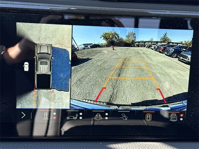 GMC Sierra 1500 Vehicle Full-screen Gallery Image 17