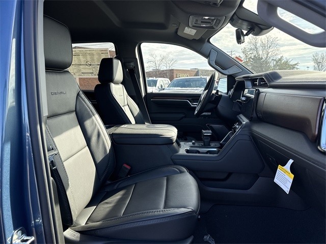 GMC Sierra 1500 Vehicle Full-screen Gallery Image 24