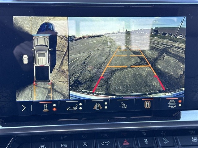 GMC Sierra 1500 Vehicle Full-screen Gallery Image 17