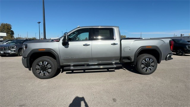 GMC Sierra 2500HD Vehicle Full-screen Gallery Image 05