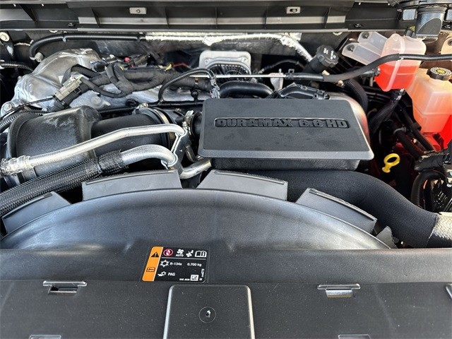 GMC Sierra 2500HD Vehicle Full-screen Gallery Image 26