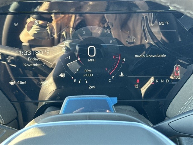 GMC Yukon Vehicle Full-screen Gallery Image 15