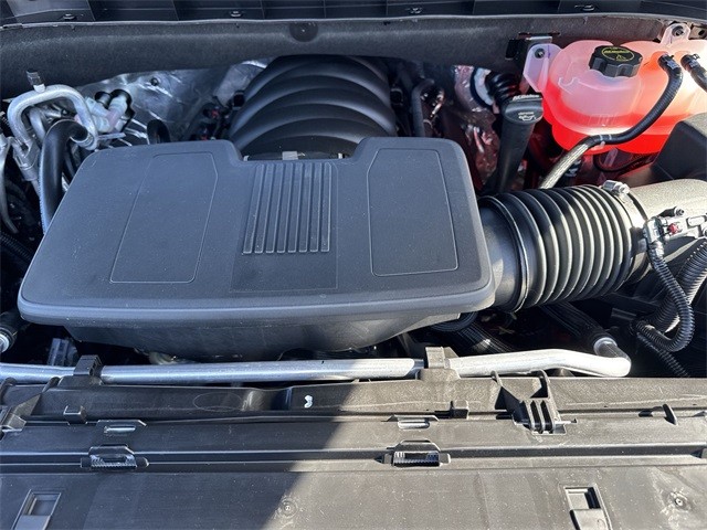 GMC Yukon Vehicle Full-screen Gallery Image 27