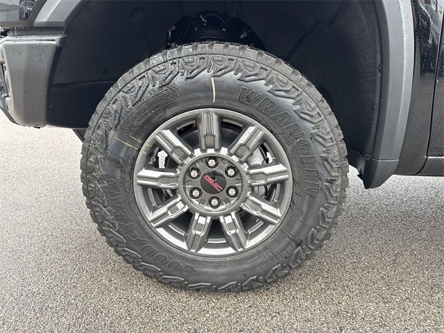 GMC Sierra 1500 Vehicle Full-screen Gallery Image 10