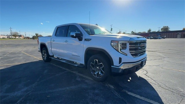 GMC Sierra 1500 Vehicle Full-screen Gallery Image 02