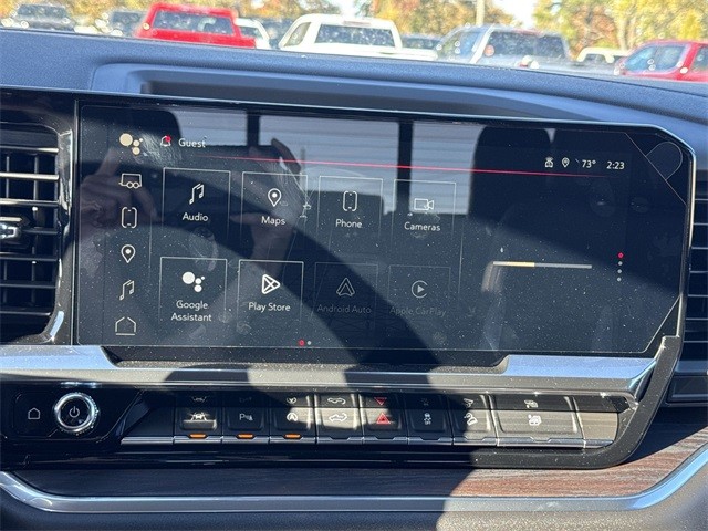 GMC Sierra 1500 Vehicle Full-screen Gallery Image 16