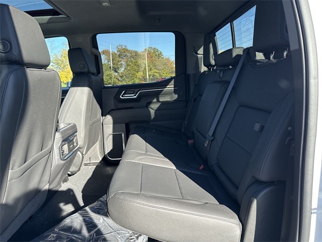 GMC Sierra 1500 Vehicle Full-screen Gallery Image 23