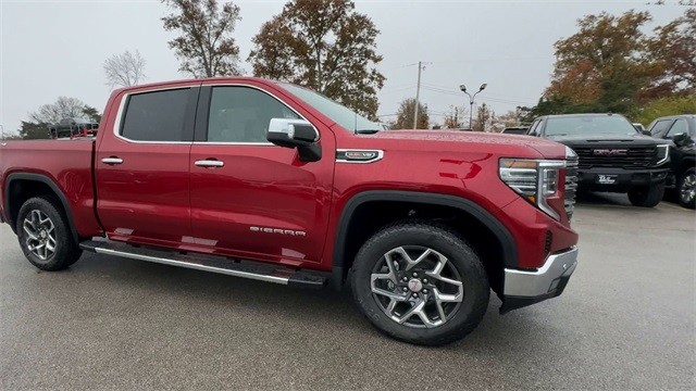 GMC Sierra 1500 Vehicle Full-screen Gallery Image 02