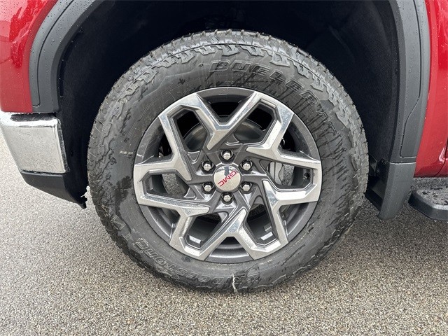 GMC Sierra 1500 Vehicle Full-screen Gallery Image 10