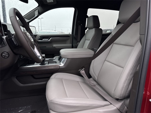 GMC Sierra 1500 Vehicle Full-screen Gallery Image 11