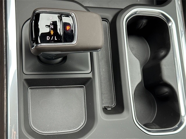 GMC Sierra 1500 Vehicle Full-screen Gallery Image 20