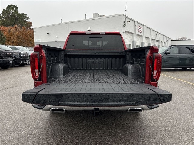 GMC Sierra 1500 Vehicle Full-screen Gallery Image 24