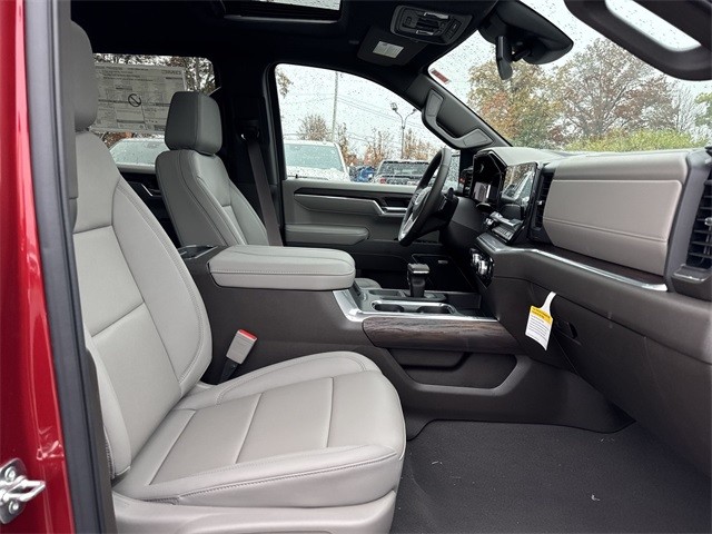 GMC Sierra 1500 Vehicle Full-screen Gallery Image 25