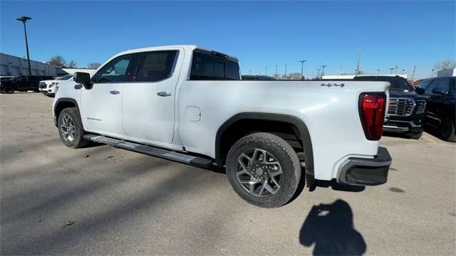 GMC Sierra 1500 Vehicle Full-screen Gallery Image 06