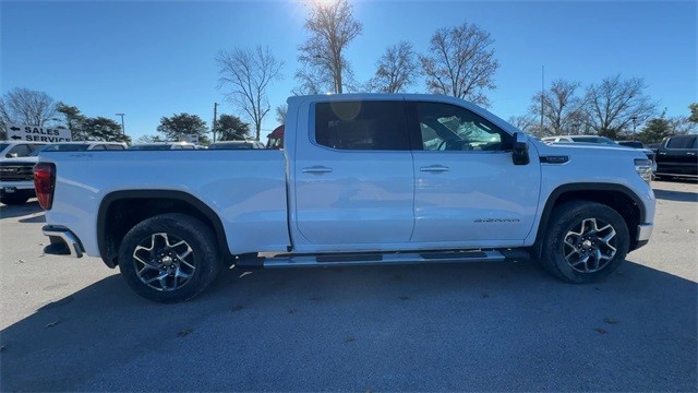 GMC Sierra 1500 Vehicle Full-screen Gallery Image 09