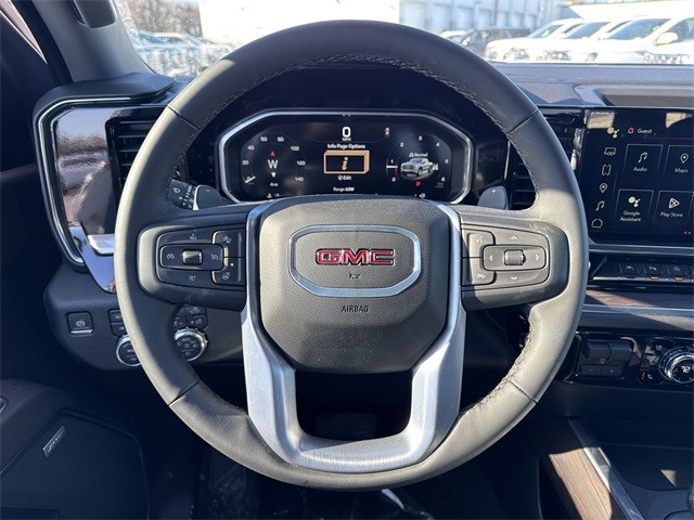 GMC Sierra 1500 Vehicle Full-screen Gallery Image 14