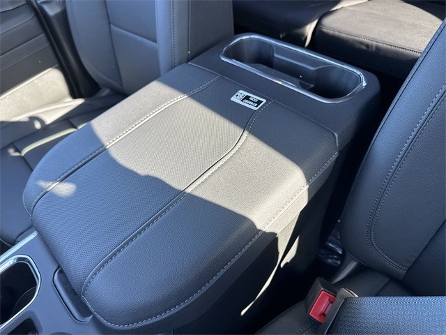 GMC Sierra 1500 Vehicle Full-screen Gallery Image 21