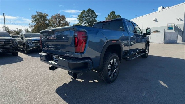 GMC Sierra 2500HD Vehicle Full-screen Gallery Image 08