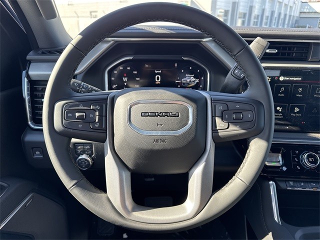 GMC Sierra 2500HD Vehicle Full-screen Gallery Image 14