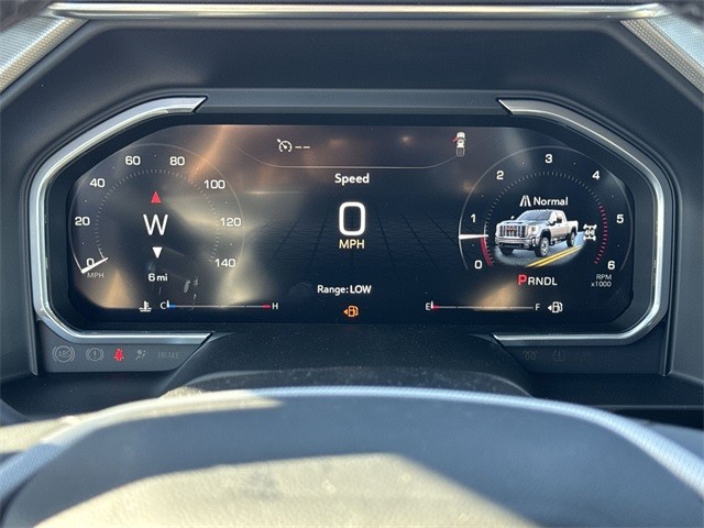 GMC Sierra 2500HD Vehicle Full-screen Gallery Image 15