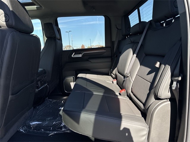 GMC Sierra 2500HD Vehicle Full-screen Gallery Image 23