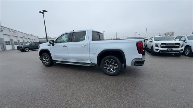 GMC Sierra 1500 Vehicle Full-screen Gallery Image 06