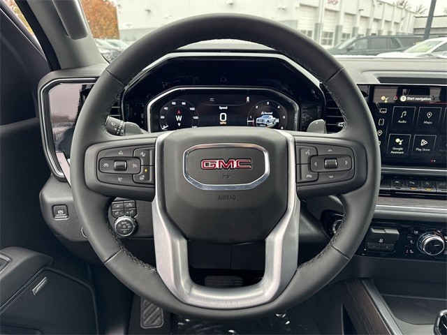 GMC Sierra 1500 Vehicle Full-screen Gallery Image 14