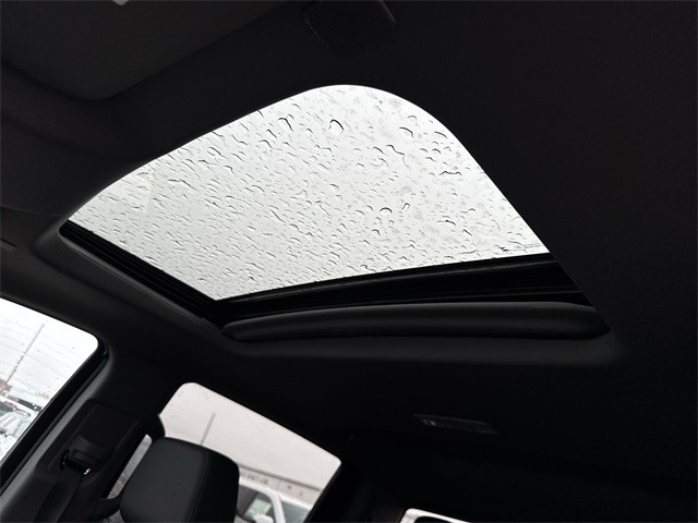 GMC Sierra 1500 Vehicle Full-screen Gallery Image 22