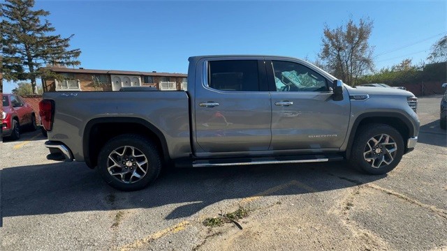 GMC Sierra 1500 Vehicle Full-screen Gallery Image 09