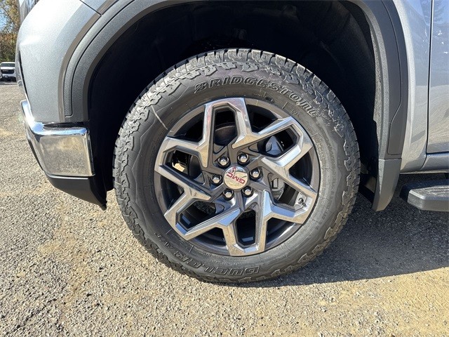 GMC Sierra 1500 Vehicle Full-screen Gallery Image 10