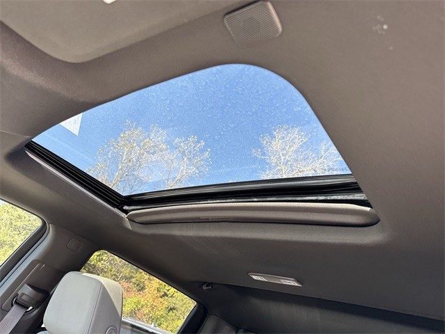 GMC Sierra 1500 Vehicle Full-screen Gallery Image 22