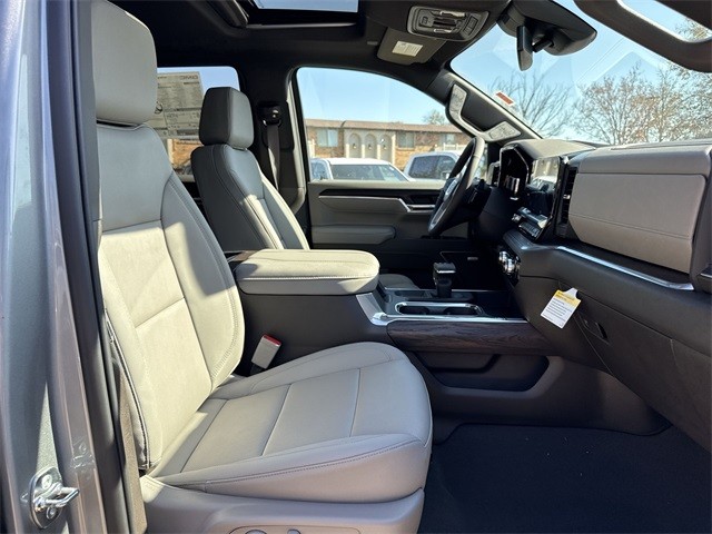 GMC Sierra 1500 Vehicle Full-screen Gallery Image 25