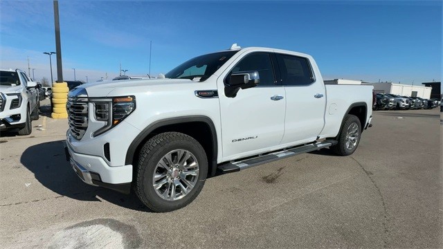 GMC Sierra 1500 Vehicle Full-screen Gallery Image 04
